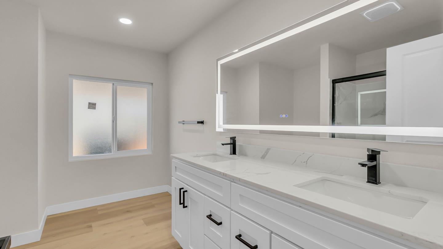 Detail Gallery Image 28 of 34 For 499 Millpond Dr #499,  San Jose,  CA 95125 - 3 Beds | 2 Baths