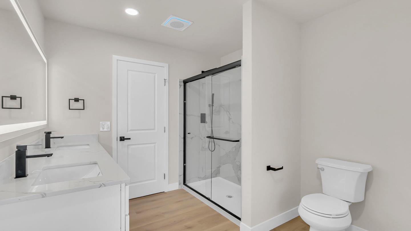 Detail Gallery Image 30 of 34 For 499 Millpond Dr #499,  San Jose,  CA 95125 - 3 Beds | 2 Baths