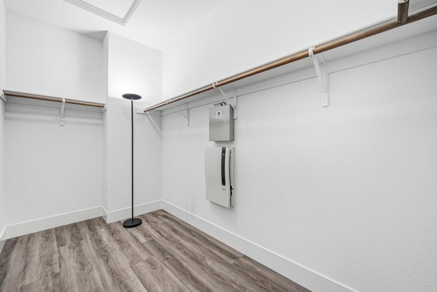 Detail Gallery Image 36 of 57 For 806 Mornington Ct, San Ramon,  CA 94582 - 4 Beds | 3/1 Baths