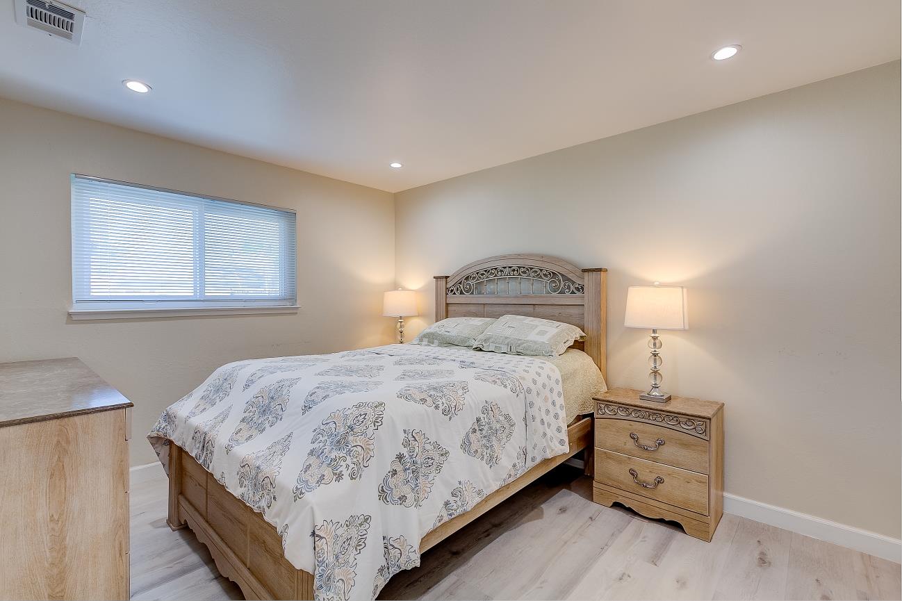 Detail Gallery Image 11 of 26 For 769-771 Alvarado Ave, Sunnyvale,  CA 94085 - – Beds | – Baths