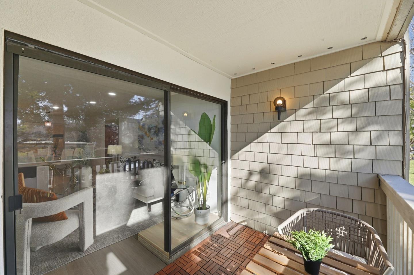 Detail Gallery Image 22 of 39 For 49 Showers Dr #A130,  Mountain View,  CA 94040 - 2 Beds | 2 Baths