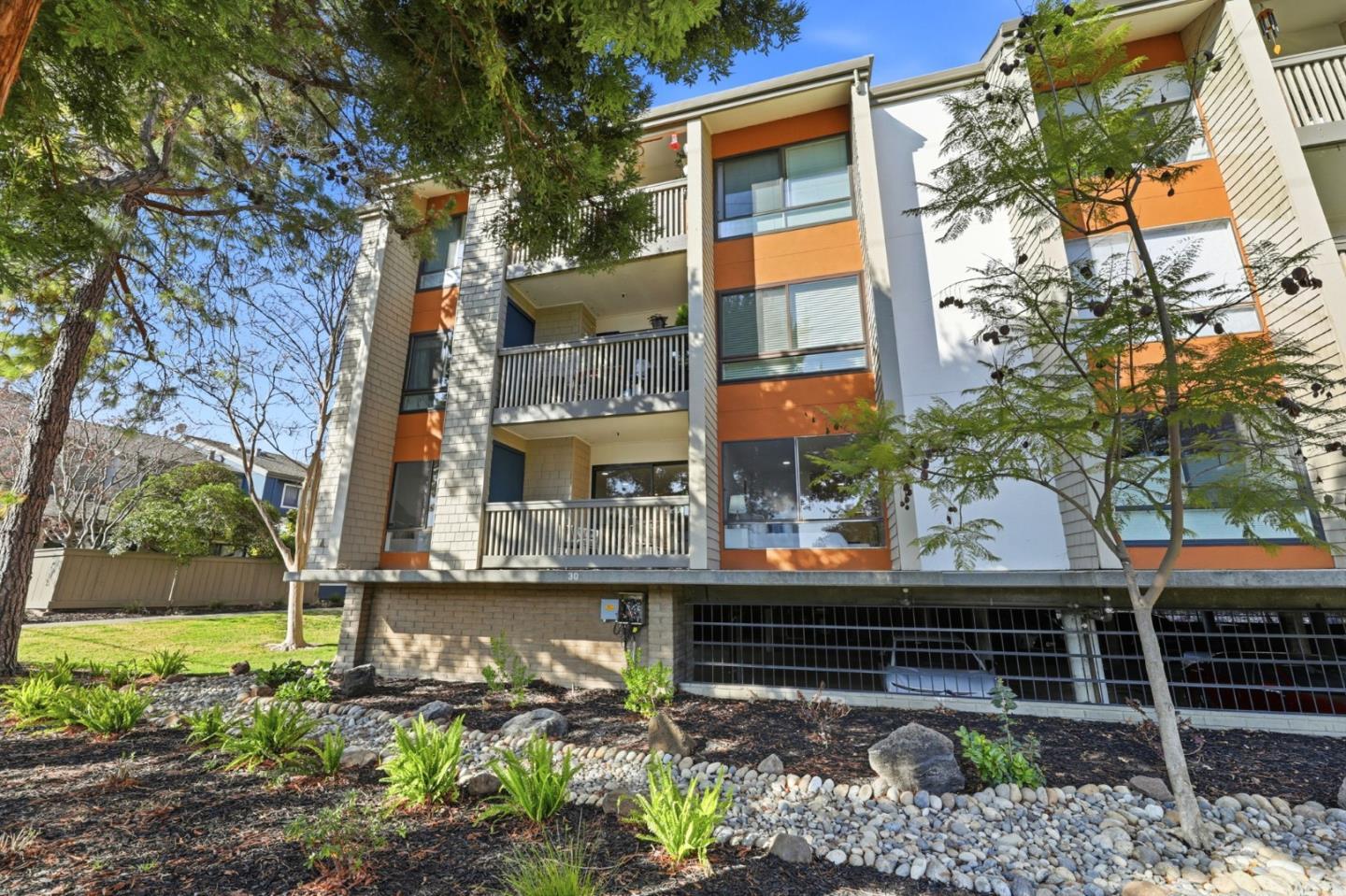 Detail Gallery Image 32 of 39 For 49 Showers Dr #A130,  Mountain View,  CA 94040 - 2 Beds | 2 Baths