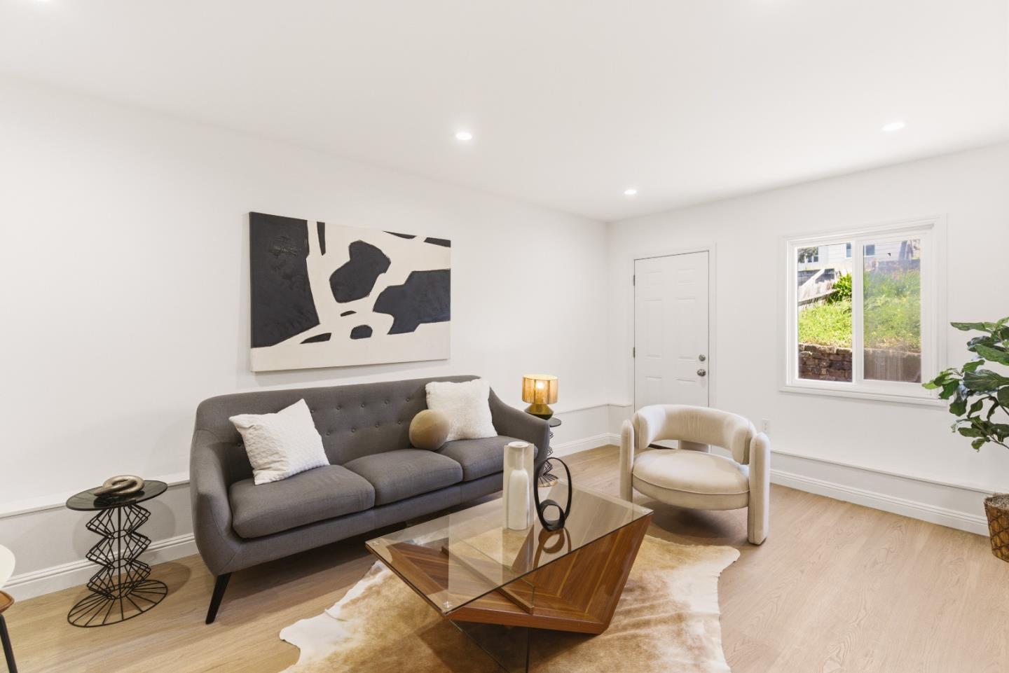 Detail Gallery Image 21 of 31 For 2126 43rd Ave, San Francisco,  CA 94116 - 2 Beds | 1 Baths