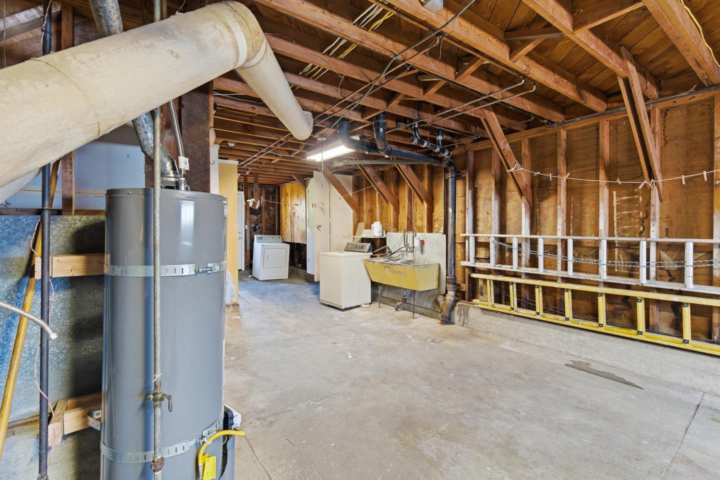 Detail Gallery Image 27 of 31 For 2126 43rd Ave, San Francisco,  CA 94116 - 2 Beds | 1 Baths