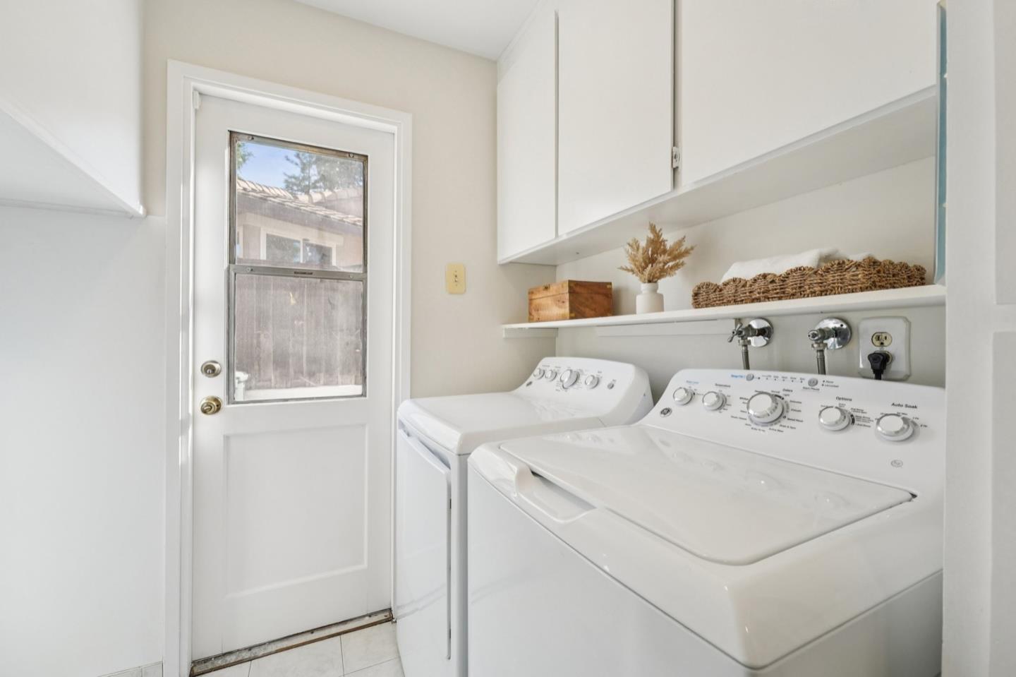 Detail Gallery Image 13 of 20 For 16870 Gallop Dr, Morgan Hill,  CA 95037 - 3 Beds | 2 Baths