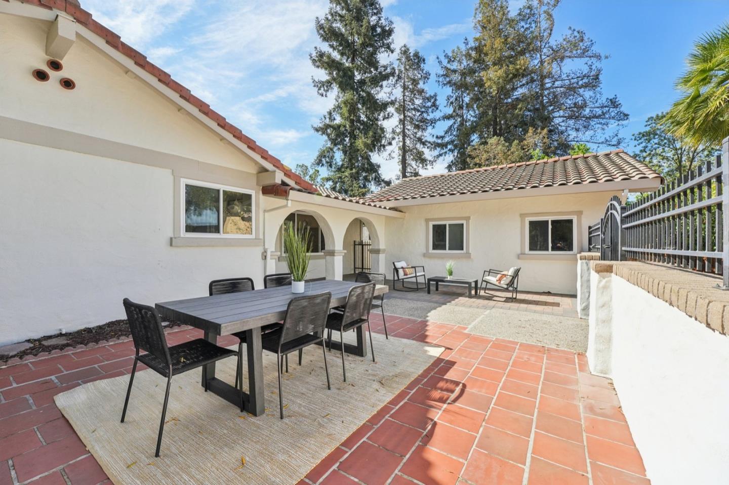 Detail Gallery Image 18 of 20 For 16870 Gallop Dr, Morgan Hill,  CA 95037 - 3 Beds | 2 Baths