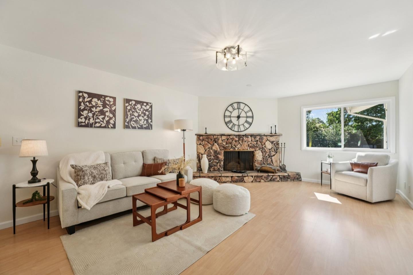 Detail Gallery Image 7 of 20 For 16870 Gallop Dr, Morgan Hill,  CA 95037 - 3 Beds | 2 Baths