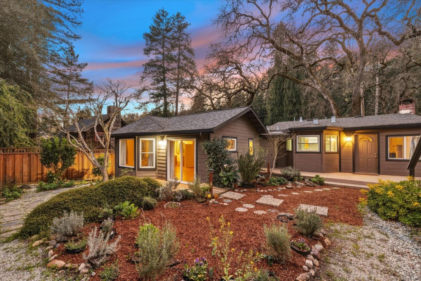 Detail Gallery Image 7 of 65 For 8220 Hermosa Ave, Ben Lomond,  CA 95005 - 3 Beds | 2 Baths