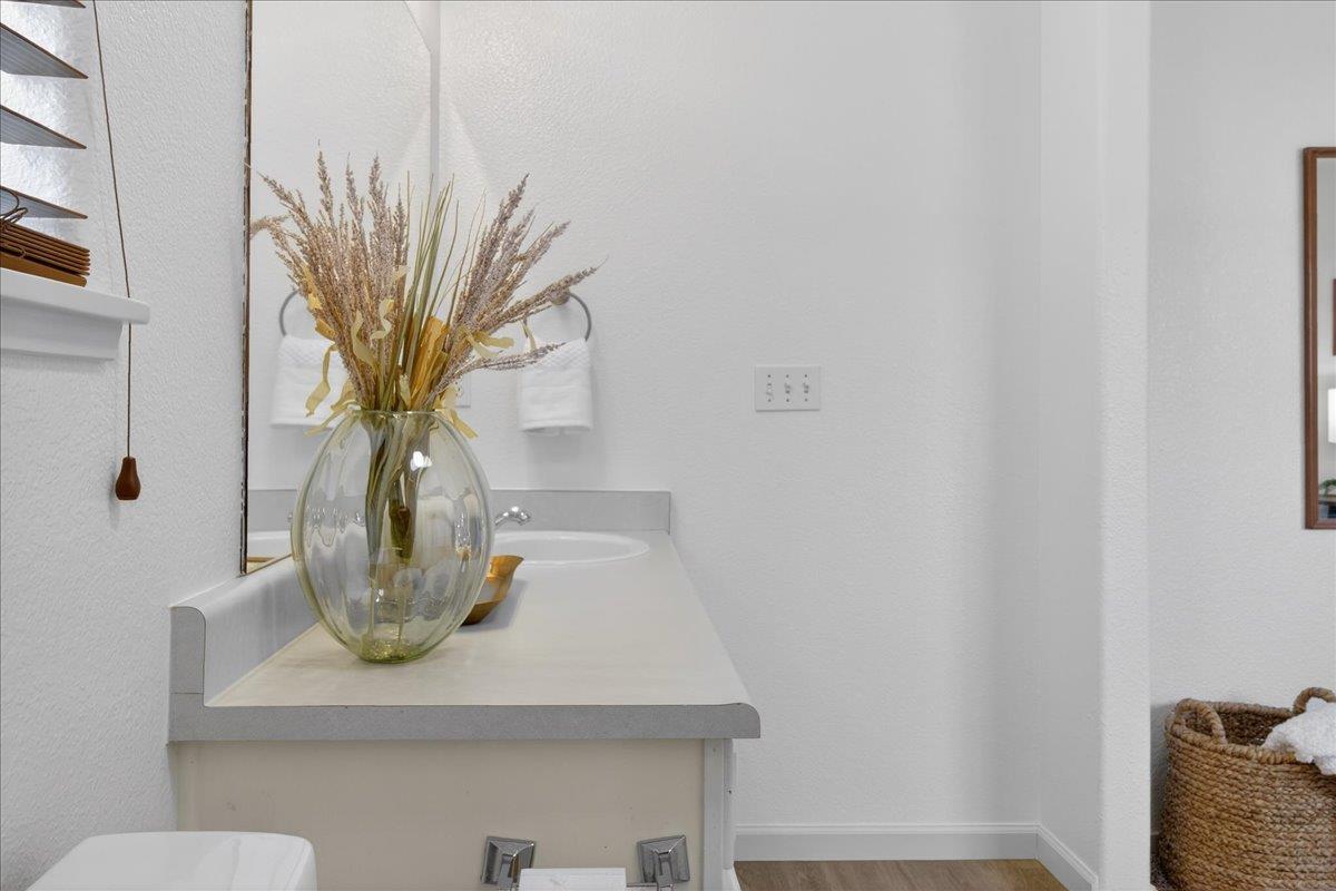 Detail Gallery Image 11 of 38 For 821 Feather Ct, Hollister,  CA 95023 - 4 Beds | 2 Baths