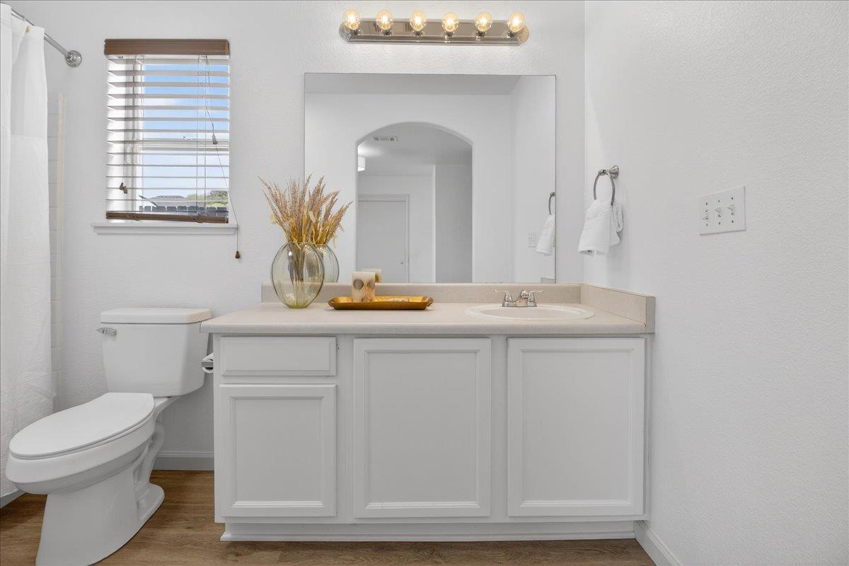 Detail Gallery Image 8 of 38 For 821 Feather Ct, Hollister,  CA 95023 - 4 Beds | 2 Baths