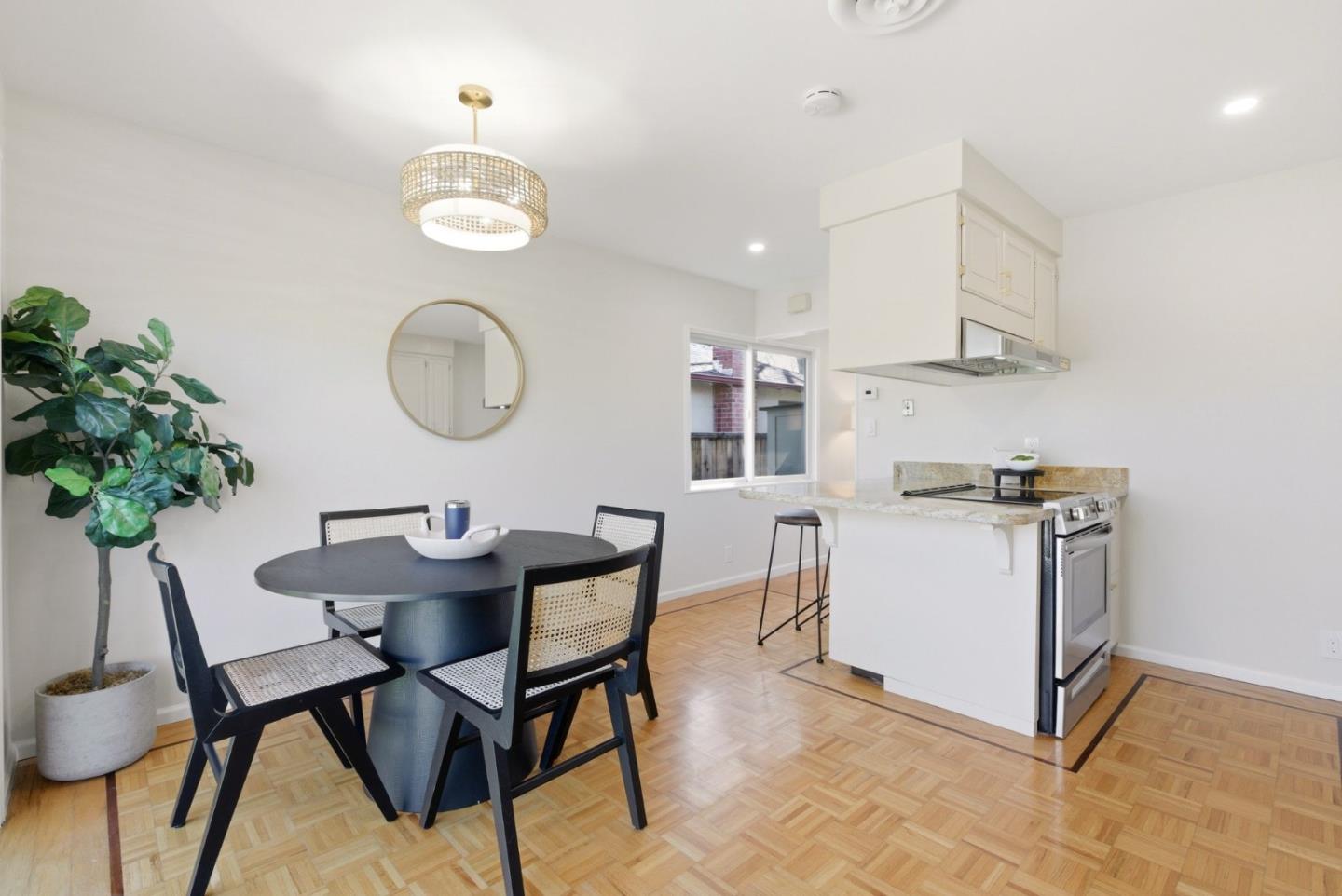 Detail Gallery Image 13 of 44 For 2711 Toledo Ave, Santa Clara,  CA 95051 - 3 Beds | 2 Baths