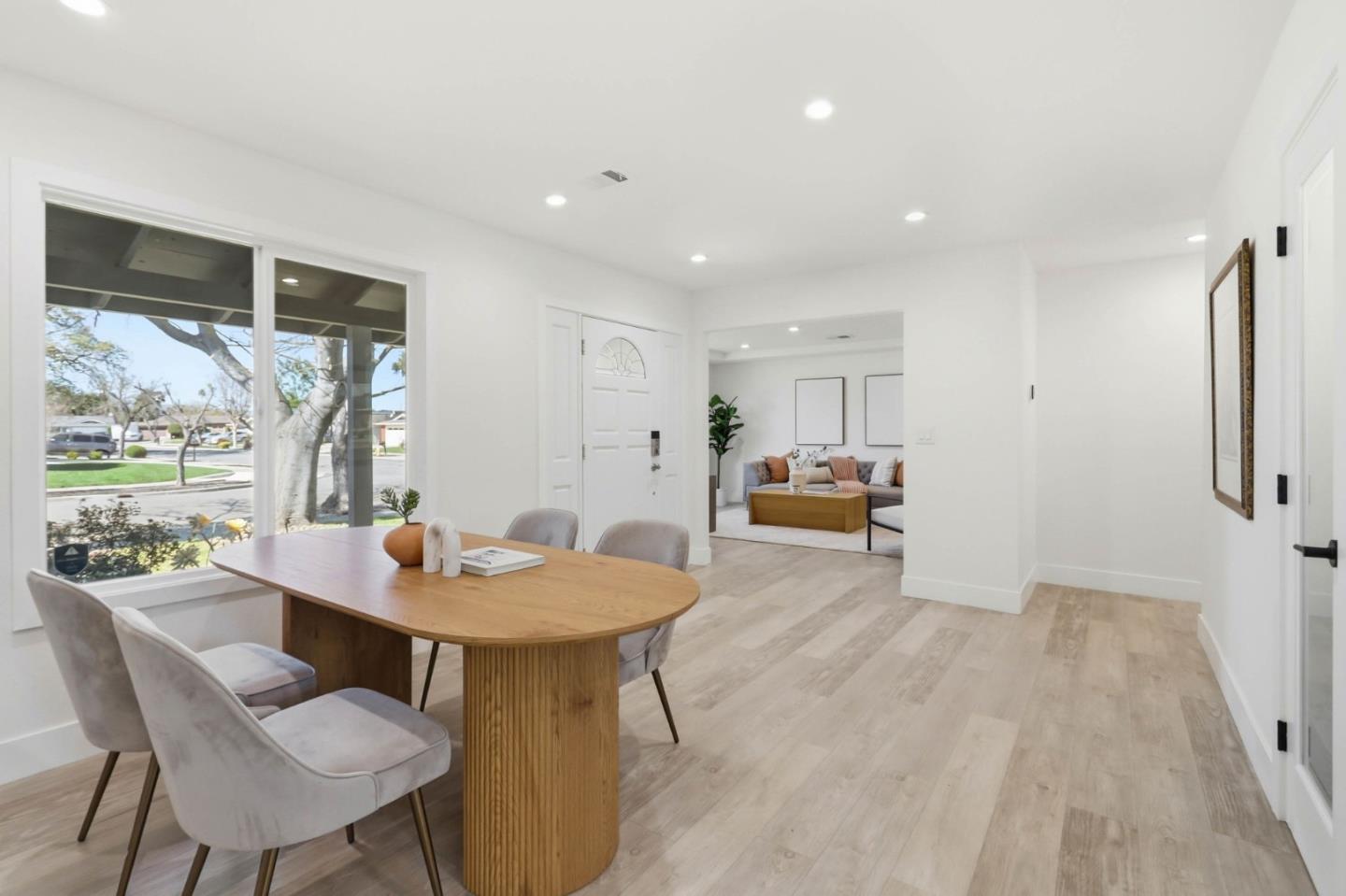 Detail Gallery Image 18 of 50 For 1122 Lynhurst Way, San Jose,  CA 95118 - 4 Beds | 2 Baths