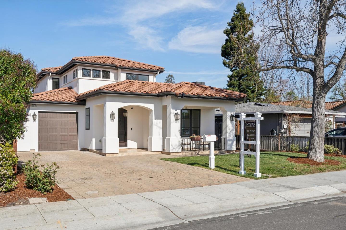 Detail Gallery Image 3 of 33 For 3011 Bryant St, Palo Alto,  CA 94306 - 4 Beds | 3/1 Baths