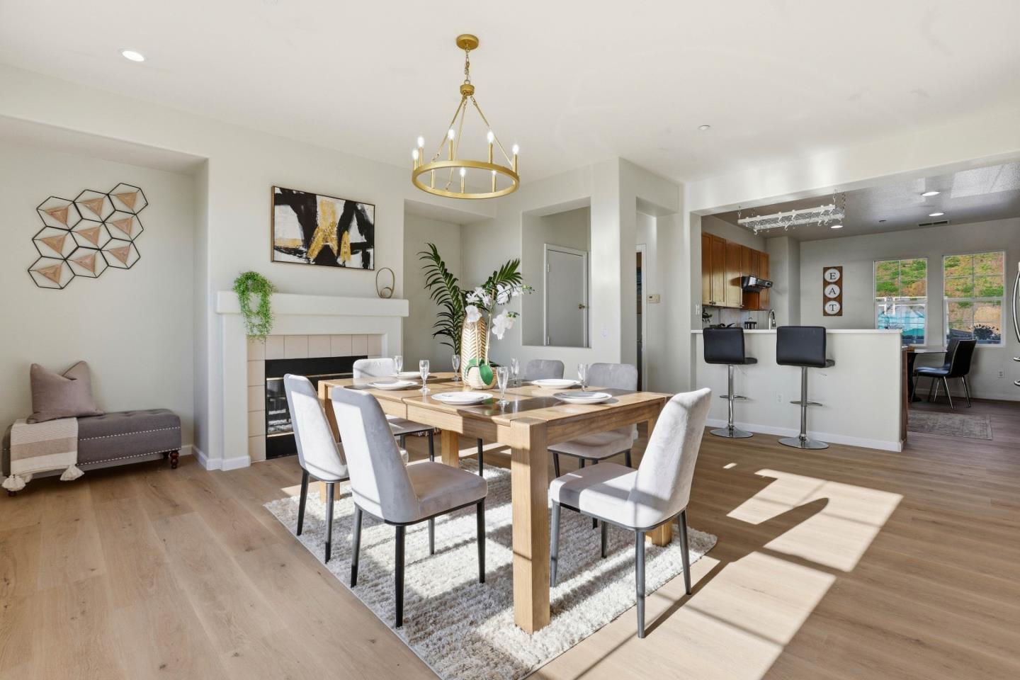 Detail Gallery Image 10 of 25 For 828 Steve Courter Way, Daly City,  CA 94014 - 3 Beds | 2/1 Baths