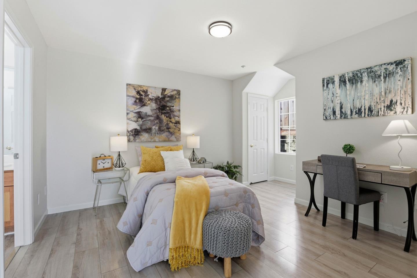 Detail Gallery Image 15 of 25 For 828 Steve Courter Way, Daly City,  CA 94014 - 3 Beds | 2/1 Baths