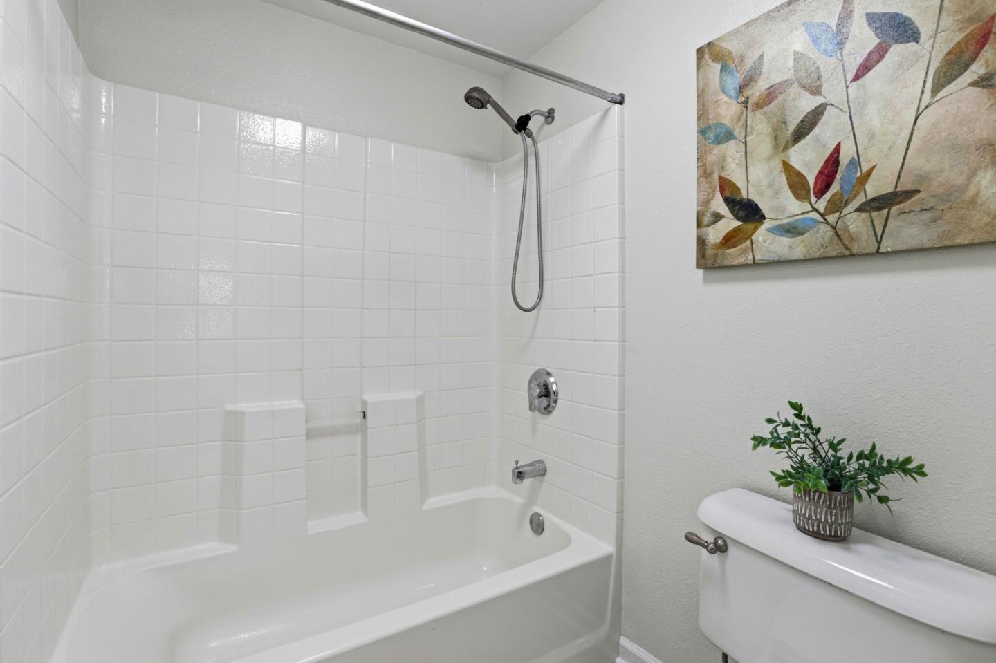 Detail Gallery Image 20 of 25 For 828 Steve Courter Way, Daly City,  CA 94014 - 3 Beds | 2/1 Baths