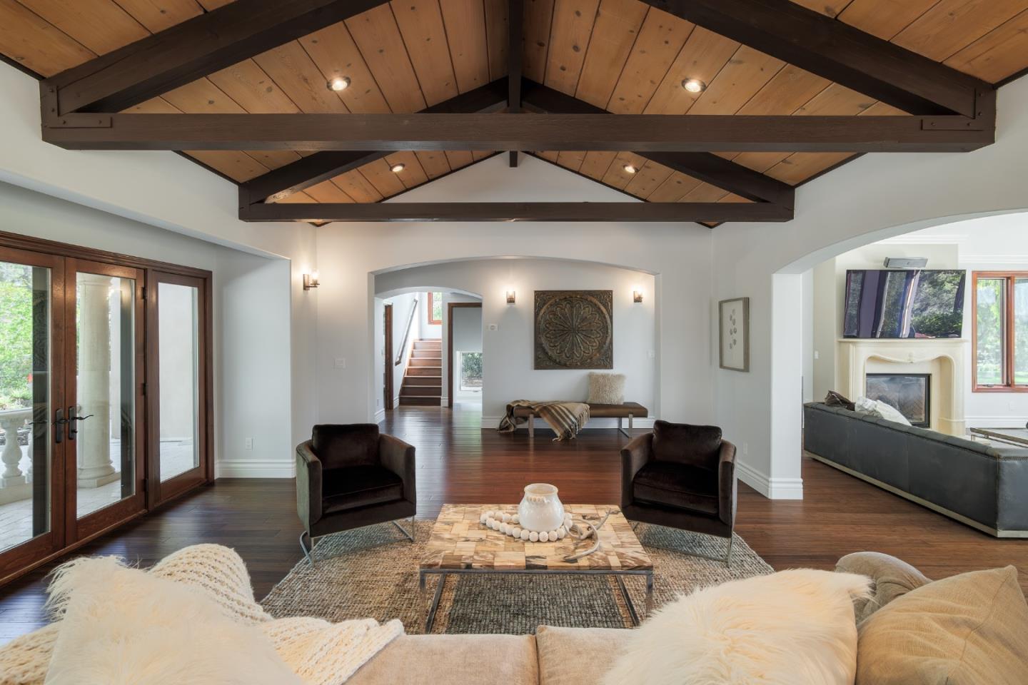 Detail Gallery Image 12 of 43 For 475 Fir Ln, Los Altos,  CA 94024 - 4 Beds | 4 Baths