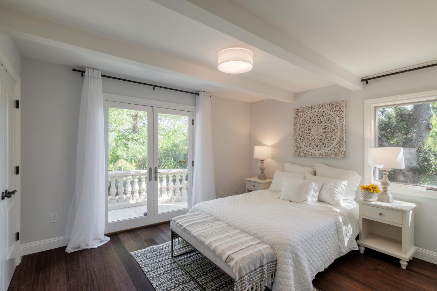 Detail Gallery Image 19 of 43 For 475 Fir Ln, Los Altos,  CA 94024 - 4 Beds | 4 Baths