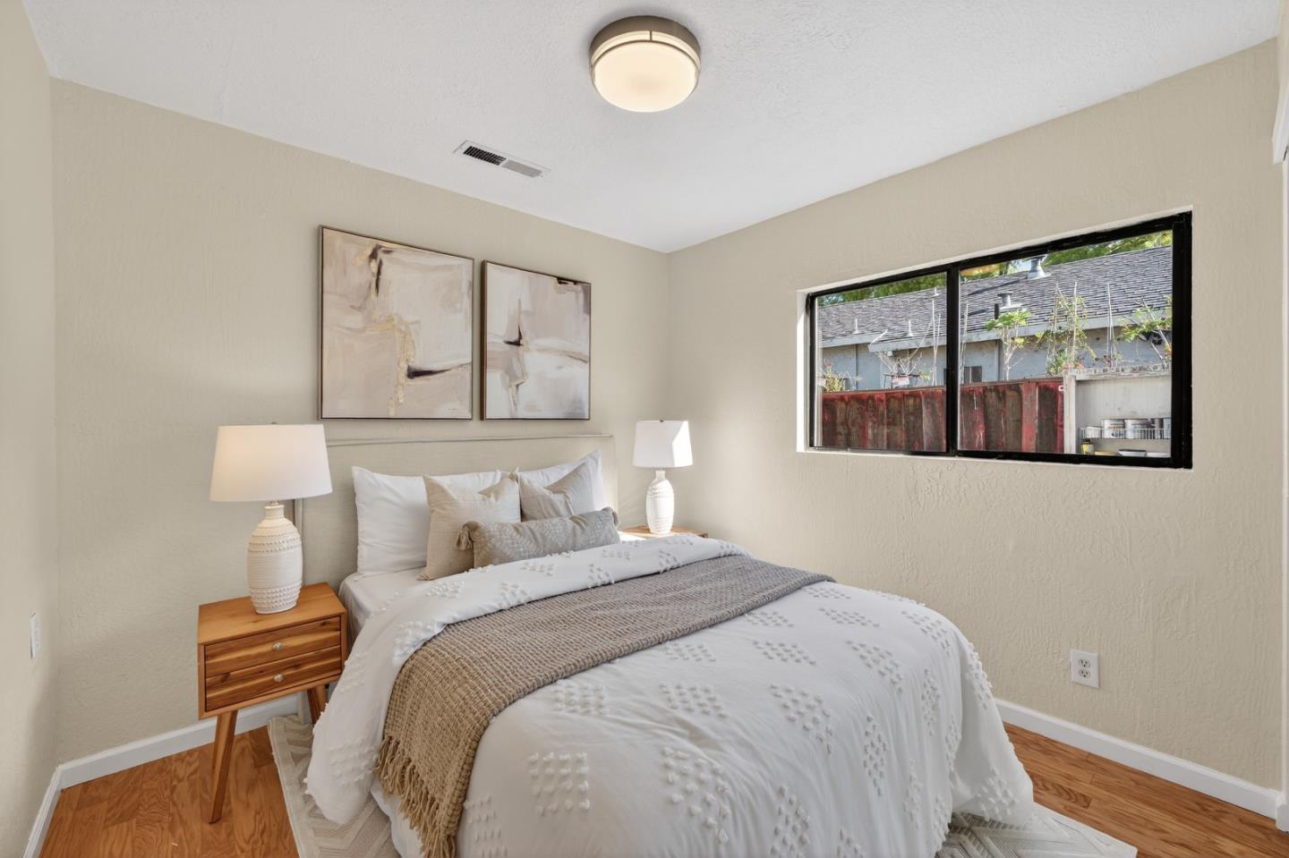 Detail Gallery Image 11 of 32 For 991 Jackson St, San Jose,  CA 95112 - 2 Beds | 1 Baths