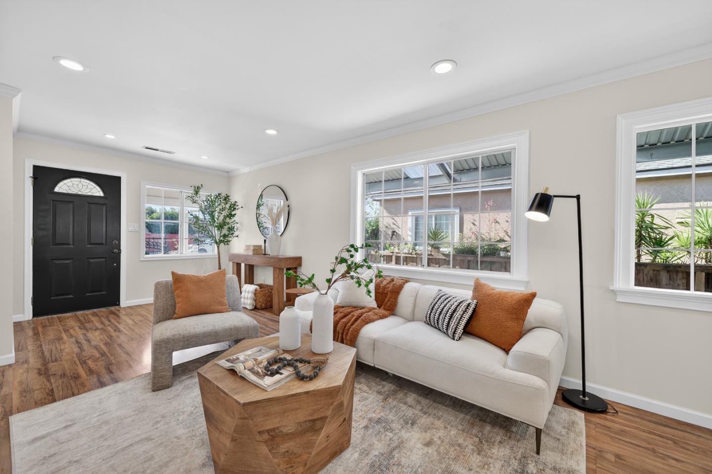 Detail Gallery Image 14 of 32 For 991 Jackson St, San Jose,  CA 95112 - 2 Beds | 1 Baths