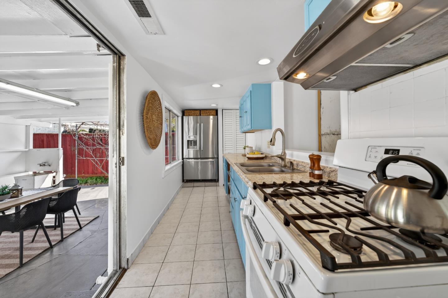 Detail Gallery Image 18 of 32 For 991 Jackson St, San Jose,  CA 95112 - 2 Beds | 1 Baths