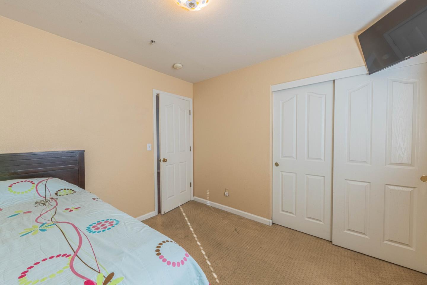 Detail Gallery Image 30 of 60 For 1099 Twin Creeks Dr, Salinas,  CA 93905 - 5 Beds | 2/1 Baths