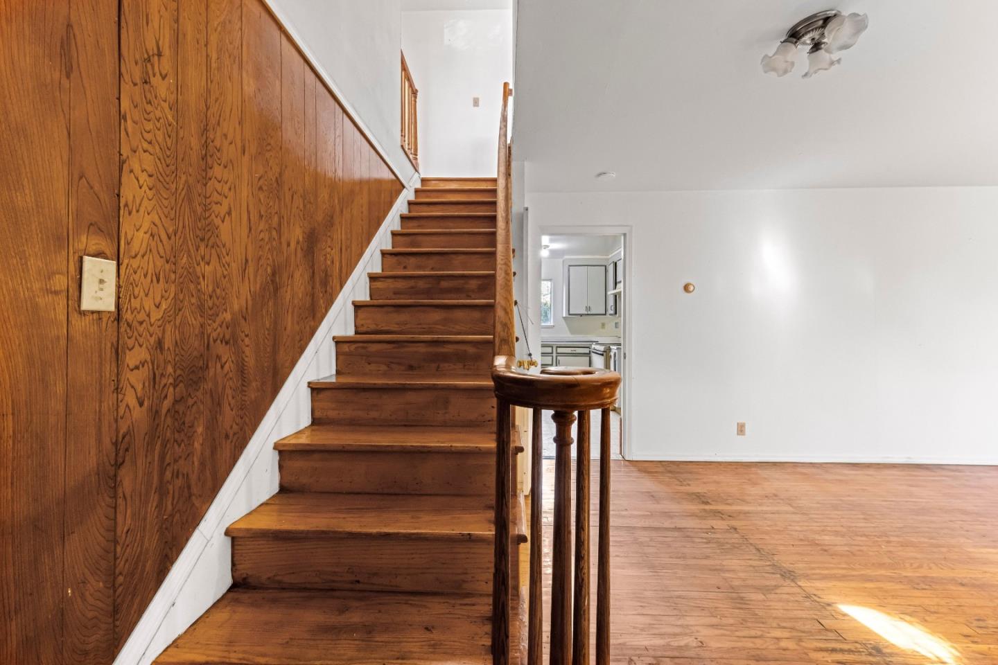 Detail Gallery Image 23 of 45 For 2178 Ashwood Ln, San Jose,  CA 95132 - 5 Beds | 2/1 Baths