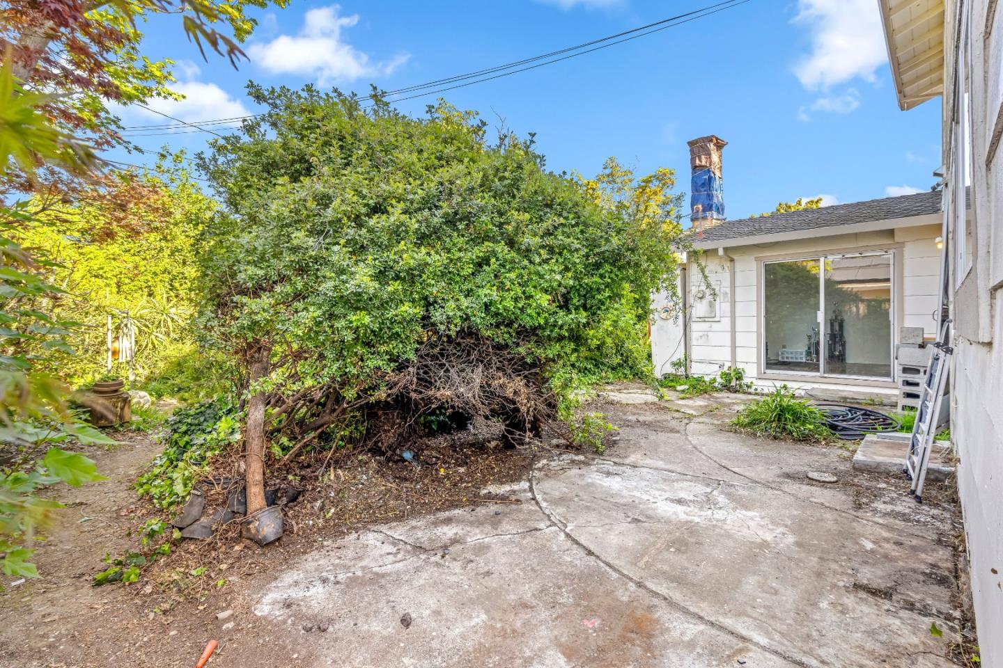 Detail Gallery Image 35 of 45 For 2178 Ashwood Ln, San Jose,  CA 95132 - 5 Beds | 2/1 Baths