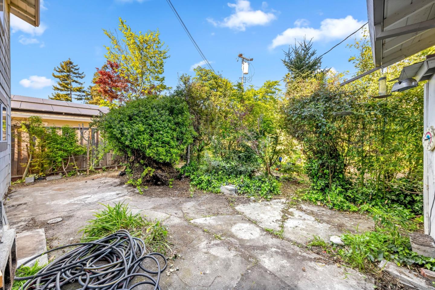 Detail Gallery Image 36 of 45 For 2178 Ashwood Ln, San Jose,  CA 95132 - 5 Beds | 2/1 Baths