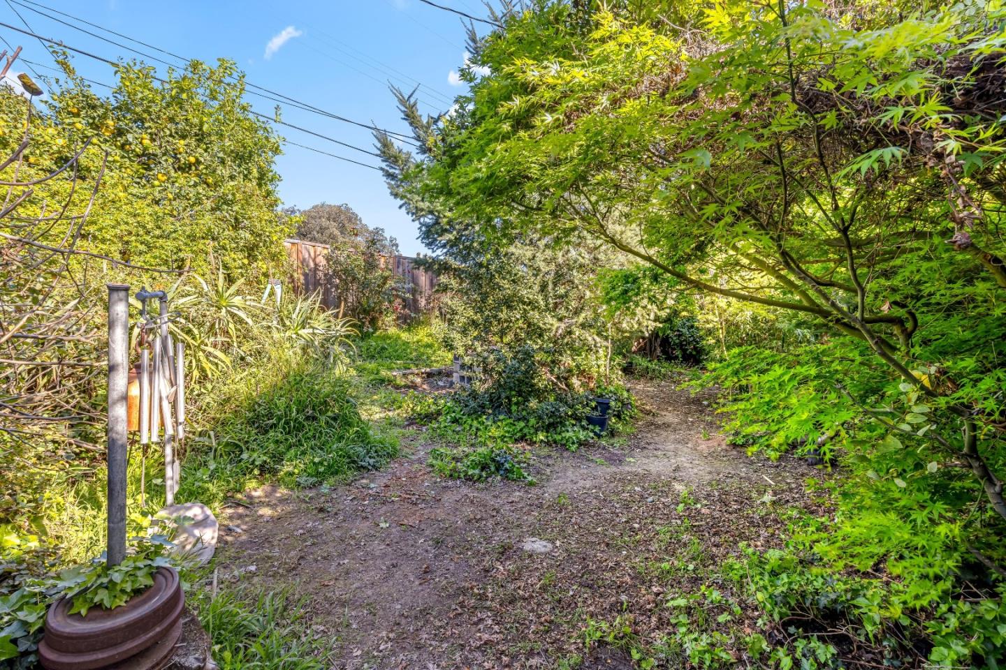 Detail Gallery Image 45 of 45 For 2178 Ashwood Ln, San Jose,  CA 95132 - 5 Beds | 2/1 Baths