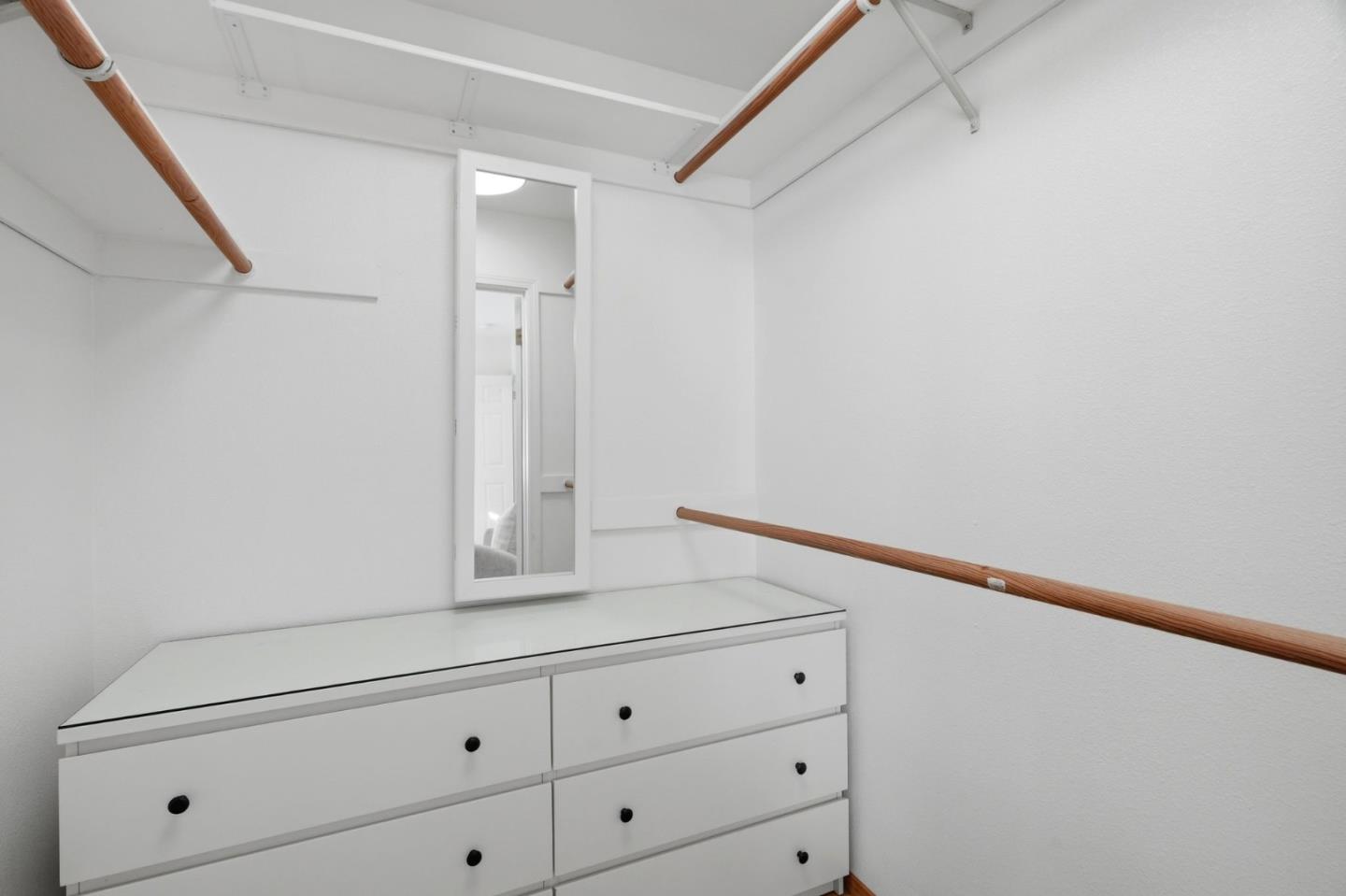 Detail Gallery Image 23 of 52 For 750 Los Robles Ave, Palo Alto,  CA 94306 - 3 Beds | 2 Baths