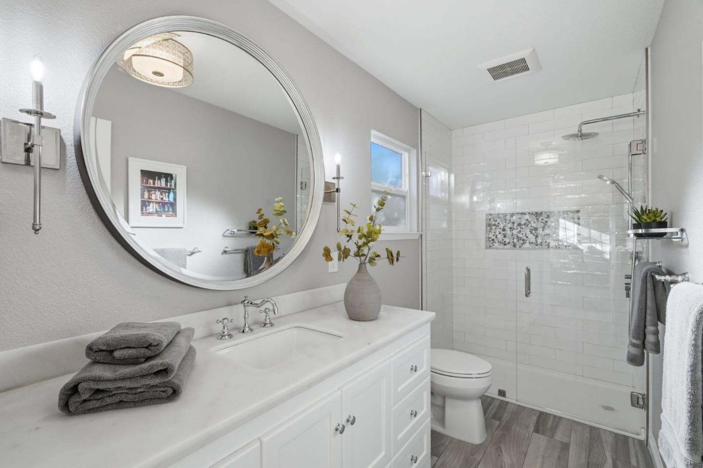 Detail Gallery Image 24 of 52 For 750 Los Robles Ave, Palo Alto,  CA 94306 - 3 Beds | 2 Baths