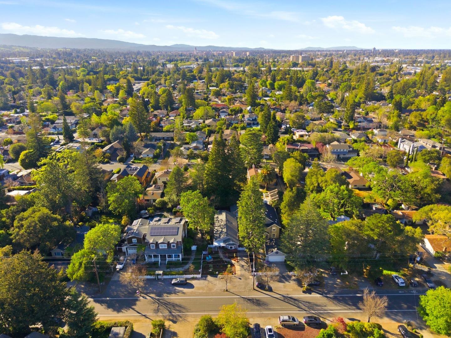 Detail Gallery Image 45 of 52 For 750 Los Robles Ave, Palo Alto,  CA 94306 - 3 Beds | 2 Baths