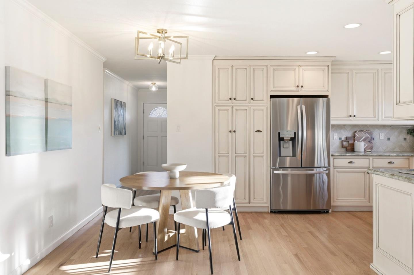 Detail Gallery Image 11 of 44 For 1375 Colleen Way, Campbell,  CA 95008 - 4 Beds | 2 Baths