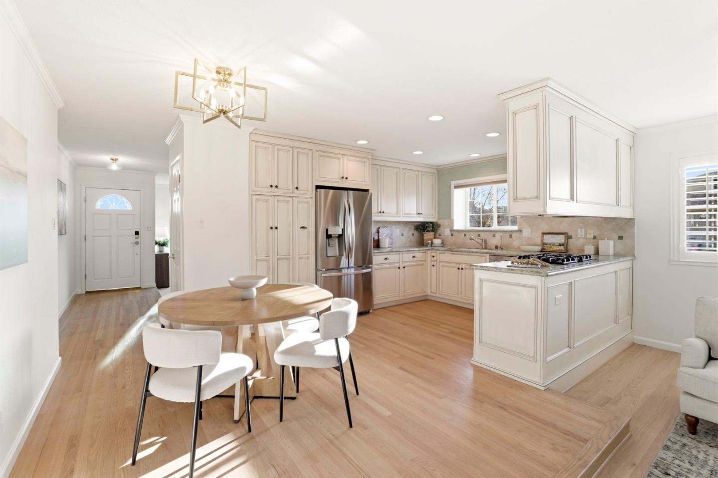 Detail Gallery Image 12 of 44 For 1375 Colleen Way, Campbell,  CA 95008 - 4 Beds | 2 Baths