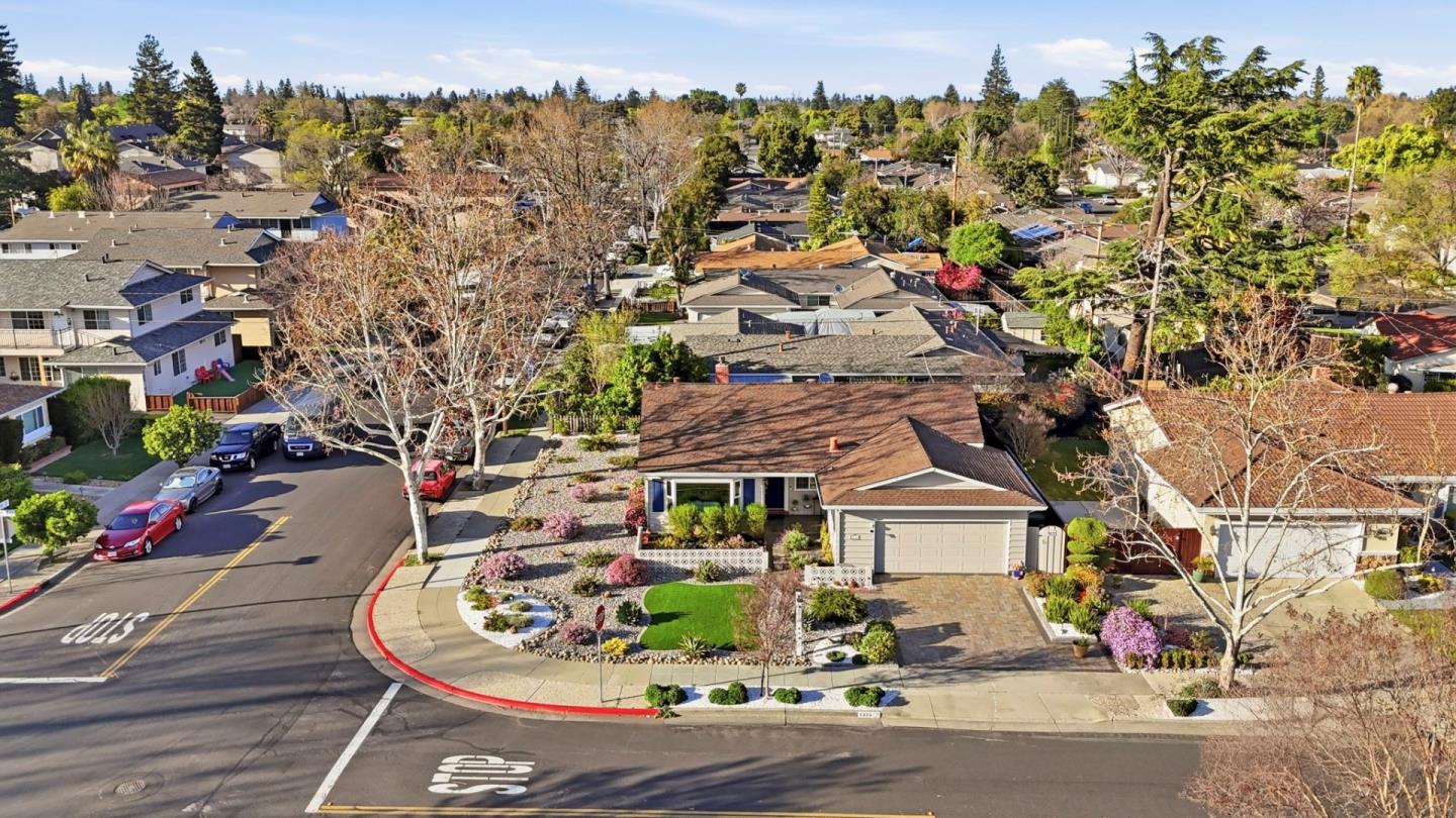 Detail Gallery Image 34 of 44 For 1375 Colleen Way, Campbell,  CA 95008 - 4 Beds | 2 Baths