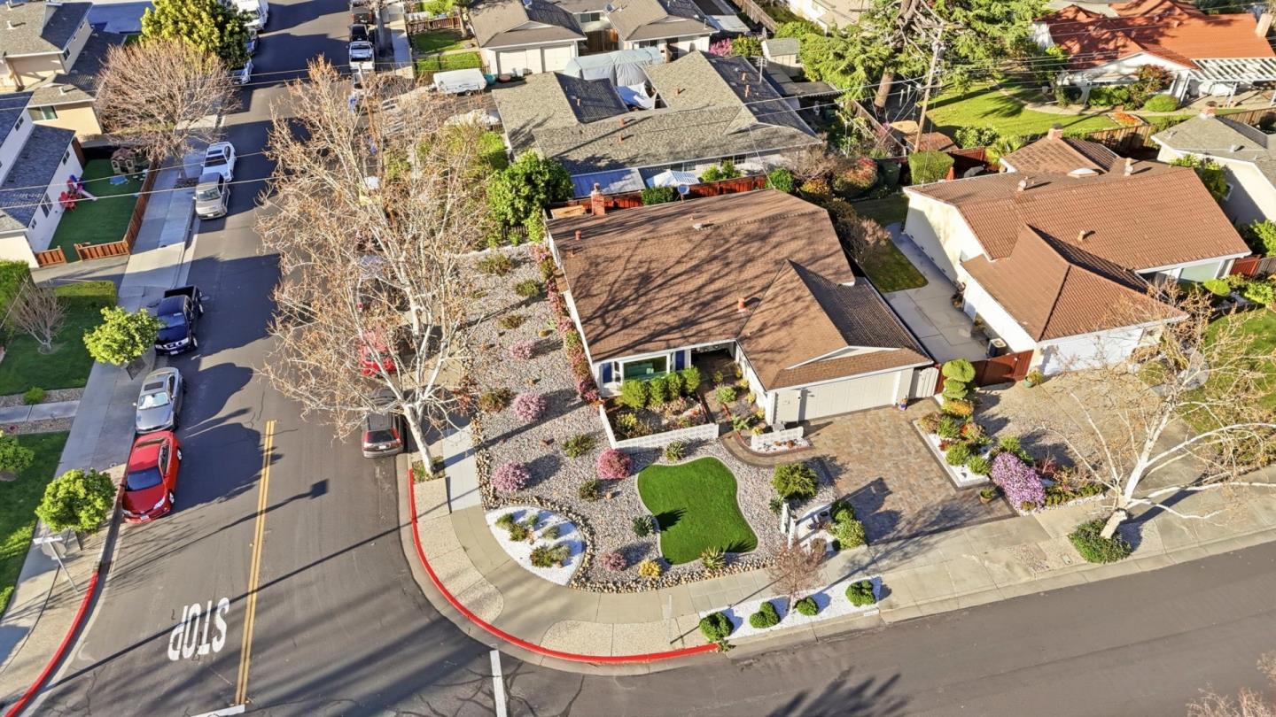 Detail Gallery Image 38 of 44 For 1375 Colleen Way, Campbell,  CA 95008 - 4 Beds | 2 Baths