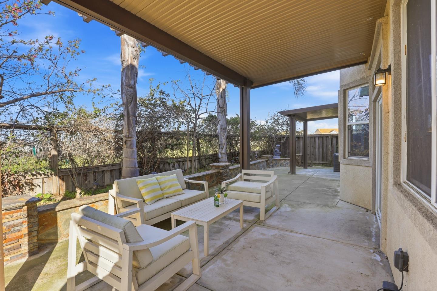 Detail Gallery Image 26 of 43 For 609 Rockspray Cir, Pittsburg,  CA 94565 - 4 Beds | 2/1 Baths