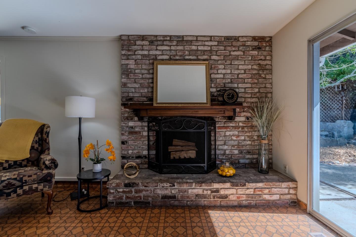 Detail Gallery Image 14 of 43 For 800 Oddstad Blvd, Pacifica,  CA 94044 - 3 Beds | 2/1 Baths