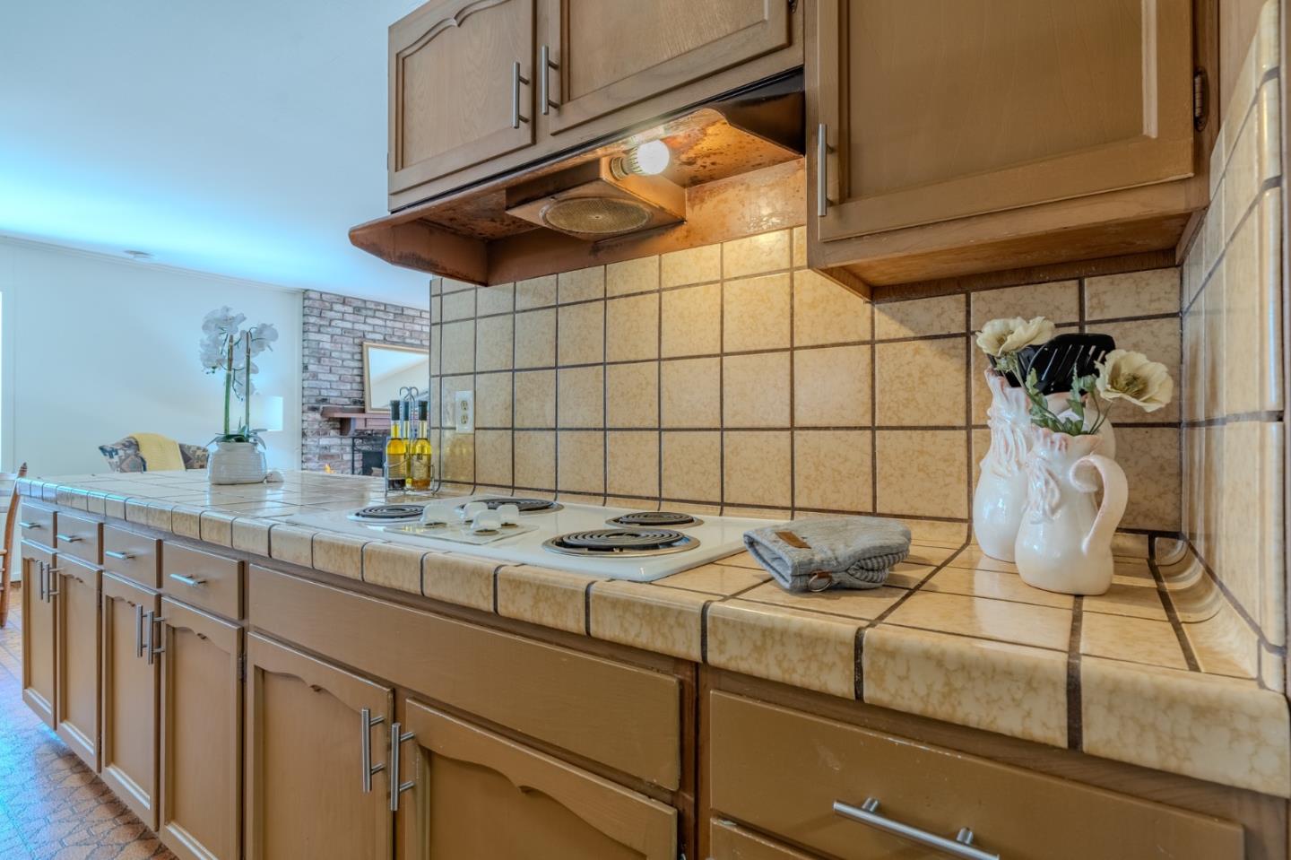 Detail Gallery Image 19 of 43 For 800 Oddstad Blvd, Pacifica,  CA 94044 - 3 Beds | 2/1 Baths