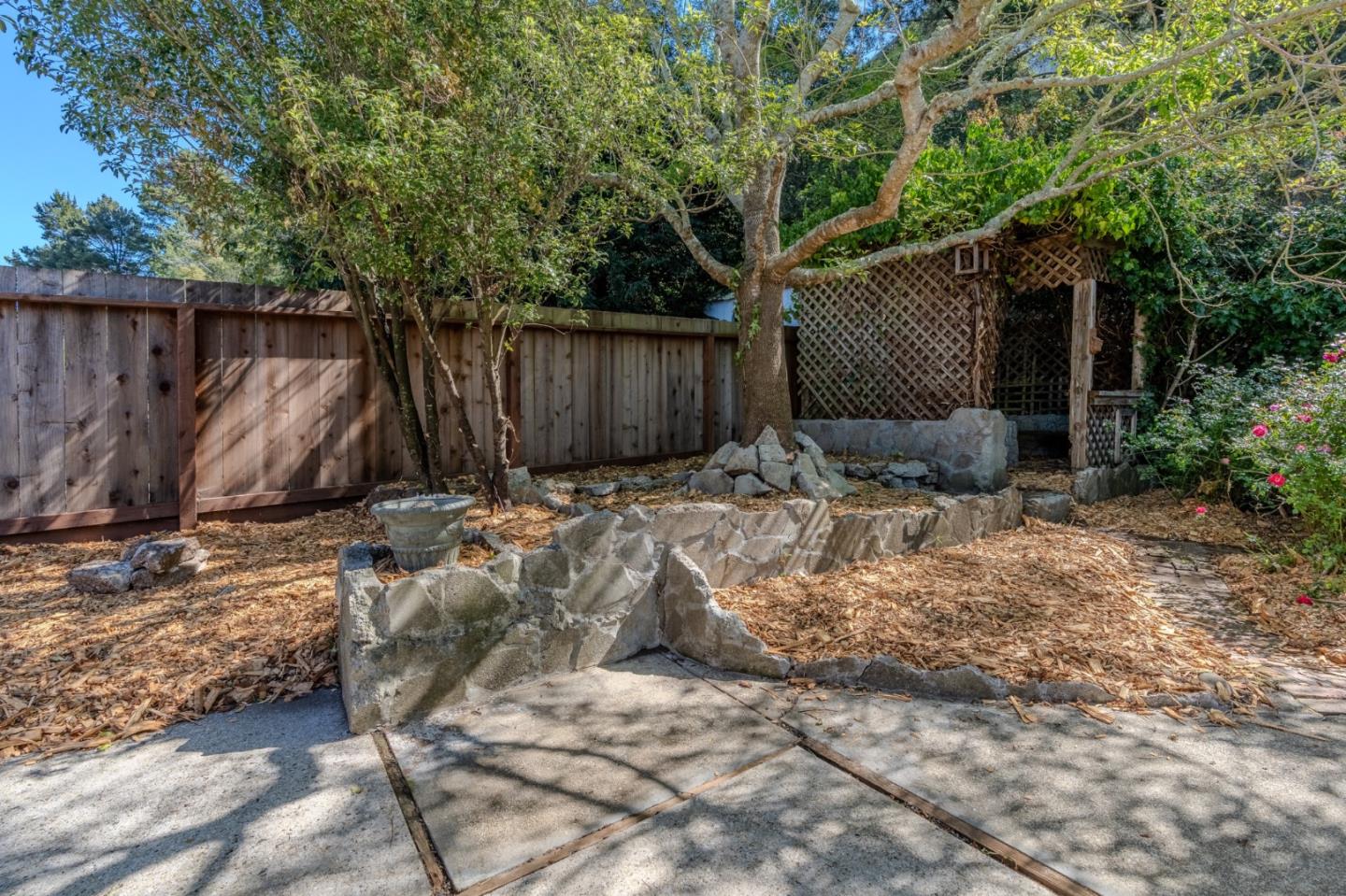 Detail Gallery Image 34 of 43 For 800 Oddstad Blvd, Pacifica,  CA 94044 - 3 Beds | 2/1 Baths