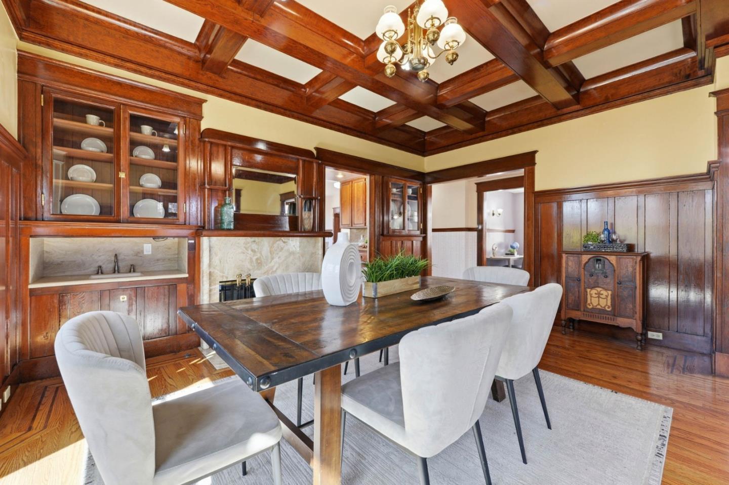 Detail Gallery Image 12 of 58 For 809 E 5th Ave, San Mateo,  CA 94402 - 3 Beds | 4 Baths