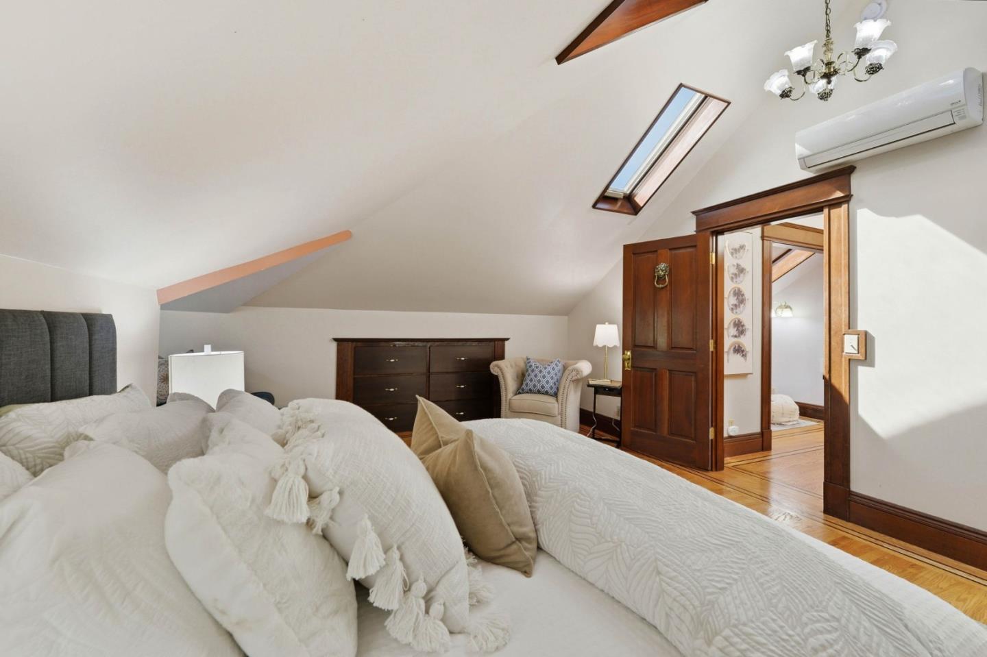 Detail Gallery Image 22 of 58 For 809 E 5th Ave, San Mateo,  CA 94402 - 3 Beds | 4 Baths