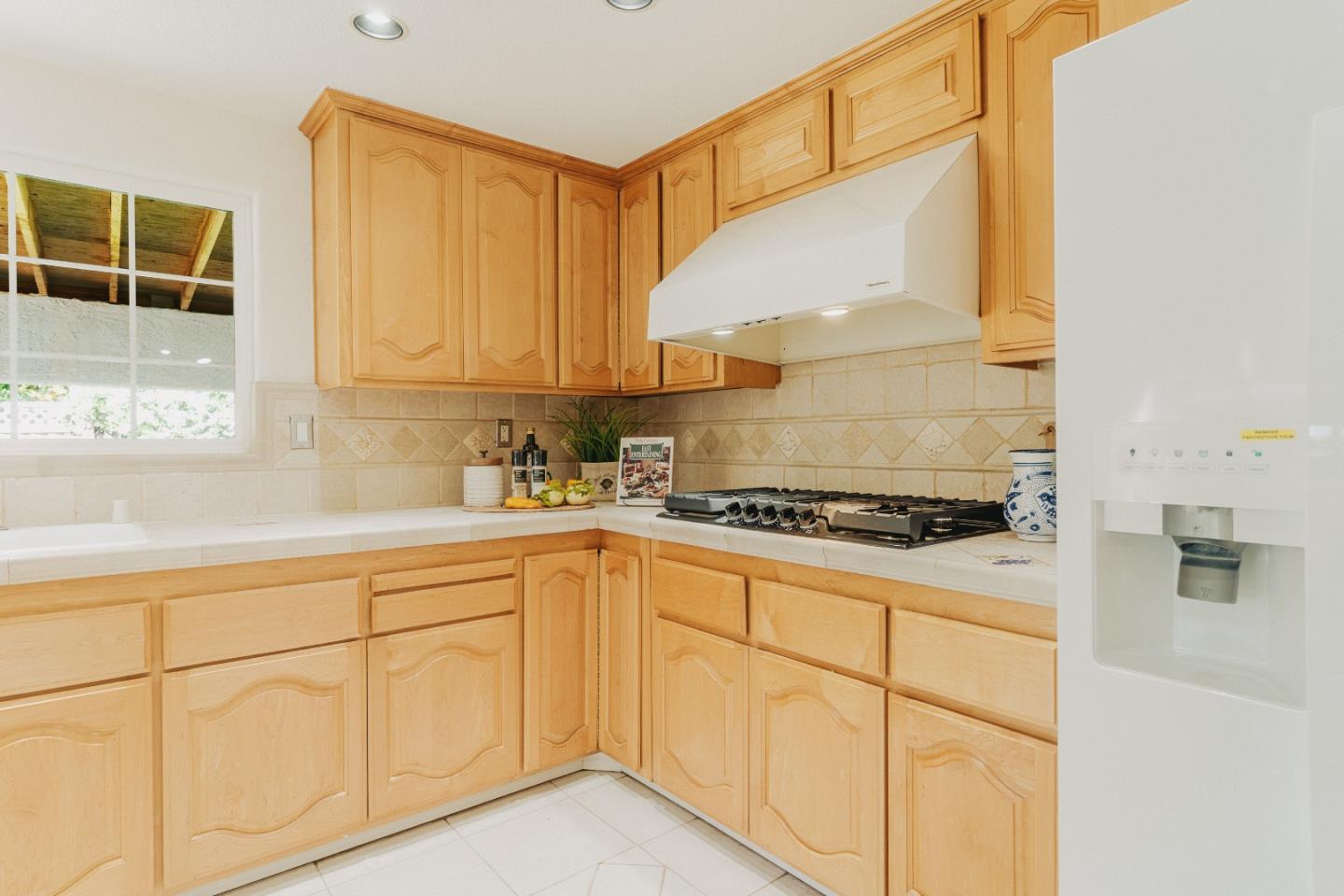 Detail Gallery Image 43 of 61 For 5506 Century Park Way, San Jose,  CA 95111 - 4 Beds | 2 Baths