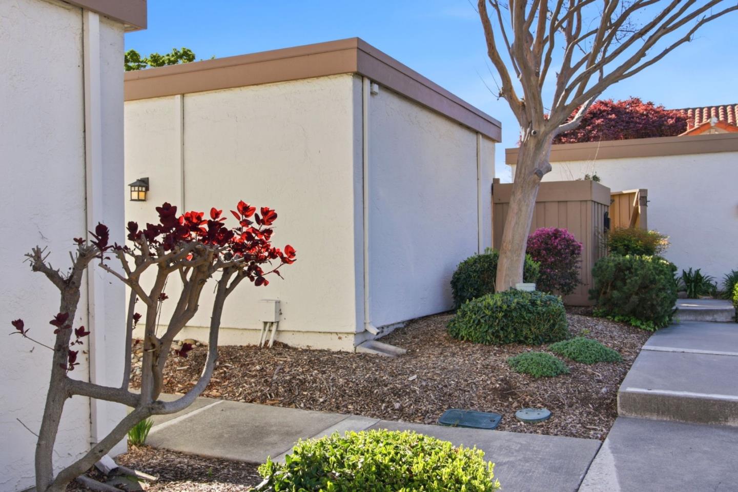 Detail Gallery Image 5 of 39 For 2955 Gala Ct, Santa Clara,  CA 95051 - 3 Beds | 2 Baths