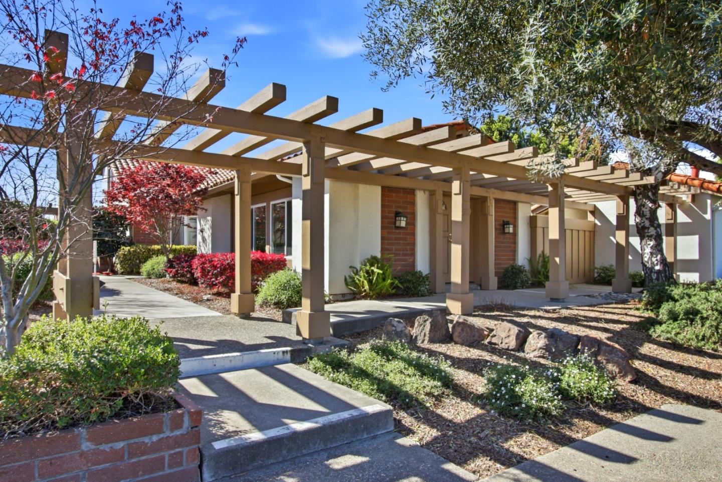 Detail Gallery Image 9 of 39 For 2955 Gala Ct, Santa Clara,  CA 95051 - 3 Beds | 2 Baths