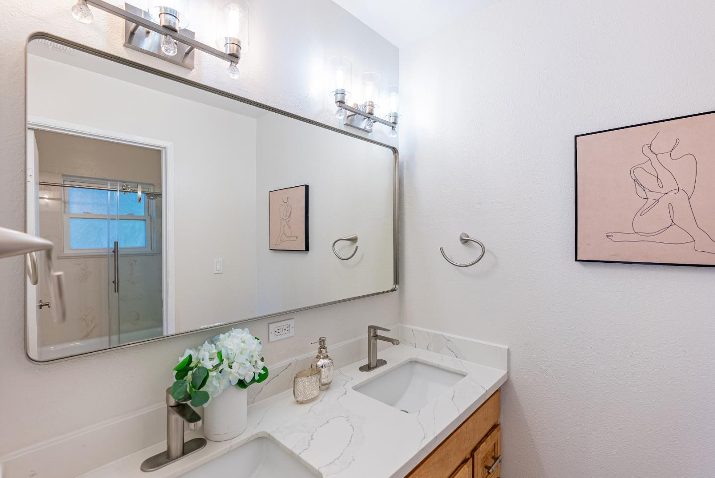 Detail Gallery Image 19 of 33 For 201 Flynn Ave #16,  Mountain View,  CA 94043 - 2 Beds | 2/1 Baths
