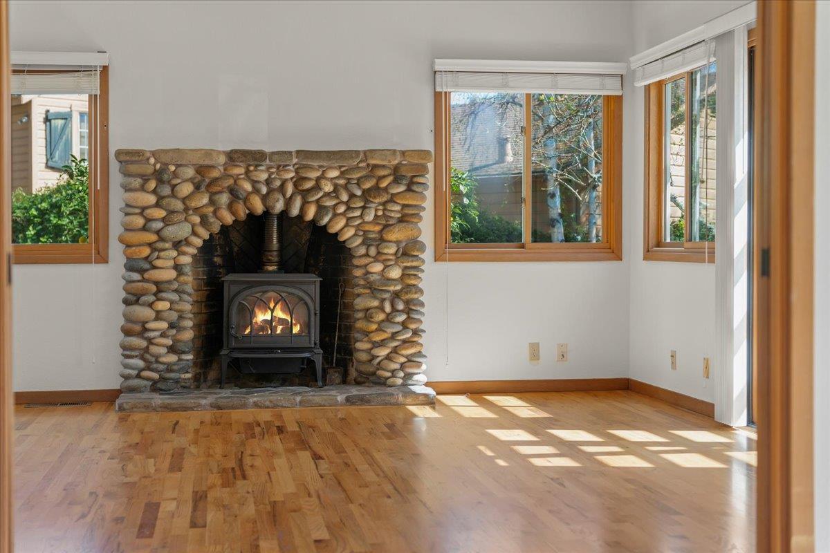 Detail Gallery Image 21 of 58 For 206 Ravenswood Ct, Santa Cruz,  CA 95060 - 3 Beds | 3 Baths