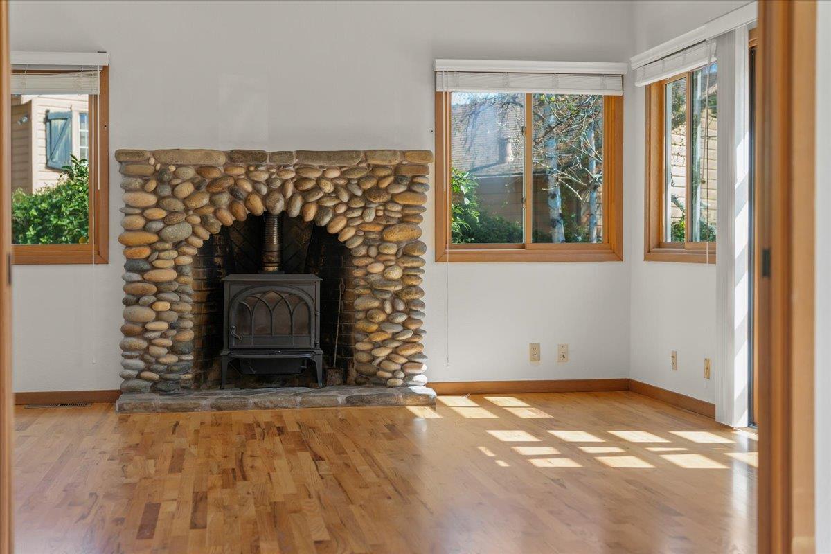 Detail Gallery Image 22 of 58 For 206 Ravenswood Ct, Santa Cruz,  CA 95060 - 3 Beds | 3 Baths