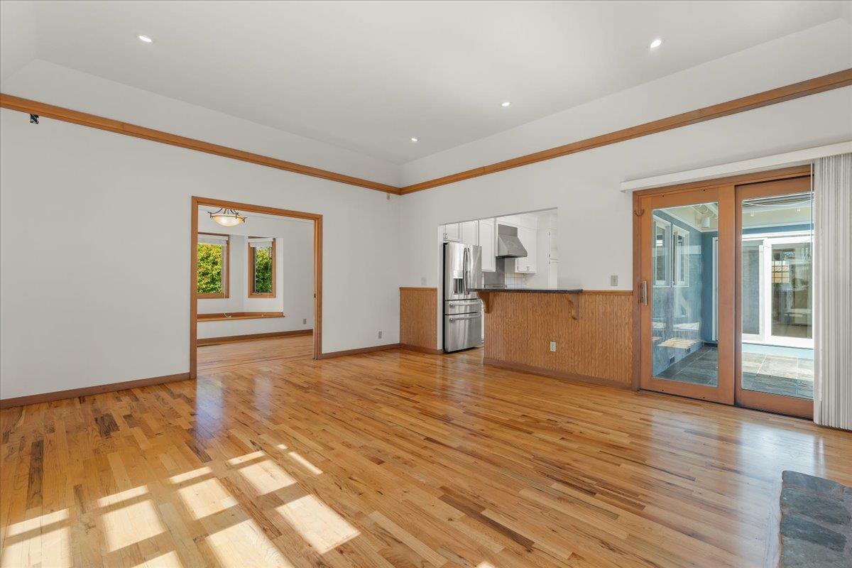 Detail Gallery Image 25 of 58 For 206 Ravenswood Ct, Santa Cruz,  CA 95060 - 3 Beds | 3 Baths